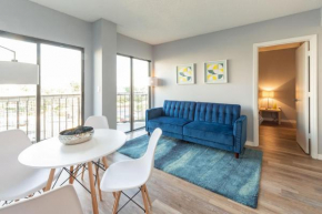 Modern Equipped Apt Best Location!